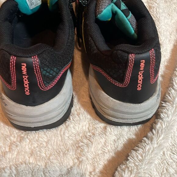 New Balance Women’s 589V1, Gray Composite Toe Shoes, Size 10.5 M - Picture 4 of 11